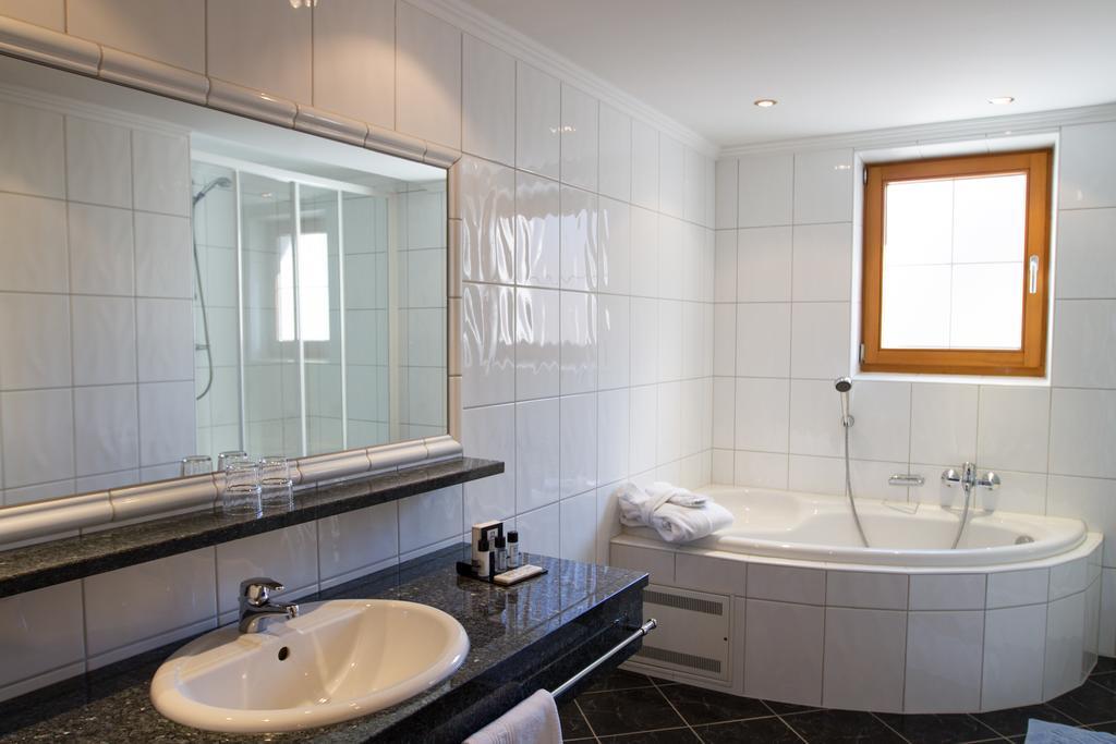 Hotel Albona Ischgl Oda fotoğraf